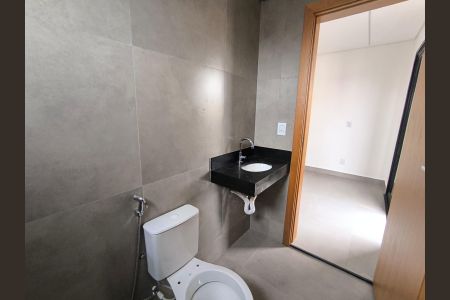 Apartamento para alugar com 68m², 2 quartos e 2 vagas Apartamento para alugar com 68m², 2 quartos e 2 vagasBanheiro Social