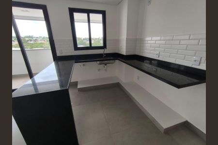Sala/Cozinha de apartamento para alugar com 2 quartos, 68m² em Daniel Fonseca, Uberlândia