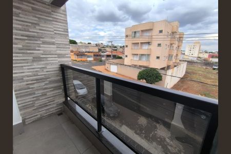 Apartamento para alugar com 68m², 2 quartos e 2 vagas Apartamento para alugar com 68m², 2 quartos e 2 vagasSacada