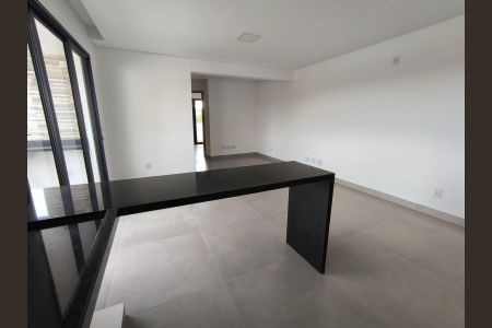 Sala/Cozinha de apartamento para alugar com 2 quartos, 68m² em Daniel Fonseca, Uberlândia