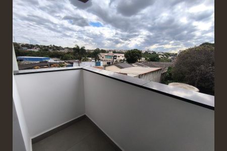 Apartamento para alugar com 68m², 2 quartos e 1 vaga Apartamento para alugar com 68m², 2 quartos e 1 vagaSacada
