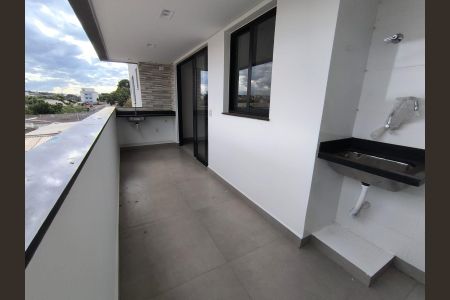 Apartamento para alugar com 68m², 2 quartos e 1 vaga Apartamento para alugar com 68m², 2 quartos e 1 vagaSacada