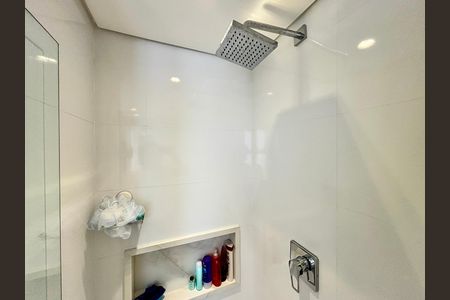 Apartamento à venda com 70m², 2 quartos e 1 vaga Apartamento à venda com 70m², 2 quartos e 1 vagaSuite 2 Banheiro