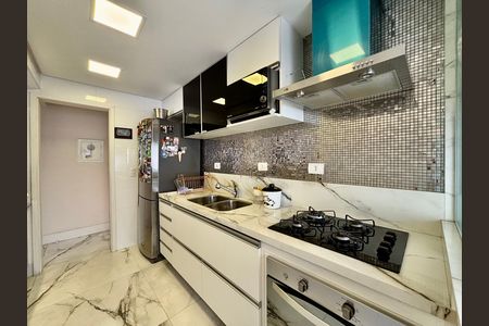 Apartamento à venda com 70m², 2 quartos e 1 vaga Apartamento à venda com 70m², 2 quartos e 1 vagaCozinha
