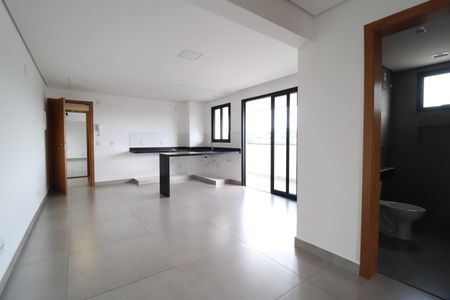 Sala/Cozinha de apartamento para alugar com 2 quartos, 68m² em Daniel Fonseca, Uberlândia