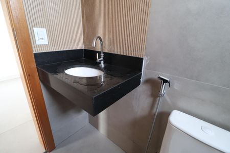 Apartamento para alugar com 68m², 2 quartos e 2 vagasBanheiro Social