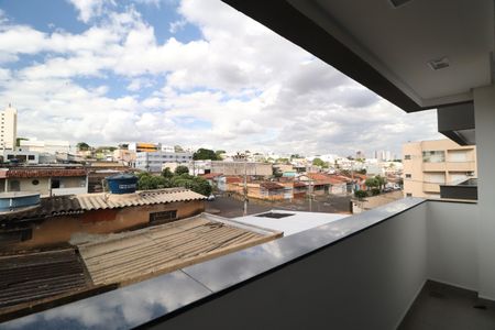 Sacada de apartamento para alugar com 4 quartos, 185m² em Daniel Fonseca, Uberlândia