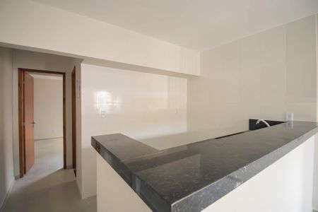 Cozinha de casa para alugar com 1 quarto, 35m² em Porto Novo, São Gonçalo