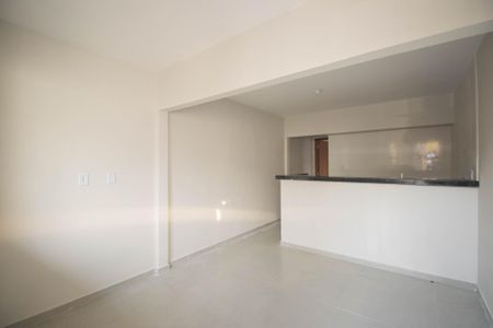 Sala de casa para alugar com 1 quarto, 35m² em Porto Novo, São Gonçalo