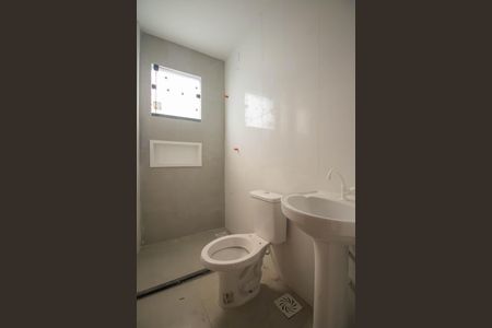 Casa para alugar com 35m², 1 quarto e sem vaga Casa para alugar com 35m², 1 quarto e sem vagaBanheiro