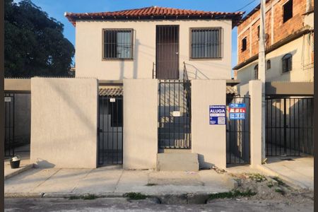 Casa para alugar com 35m², 1 quarto e sem vaga