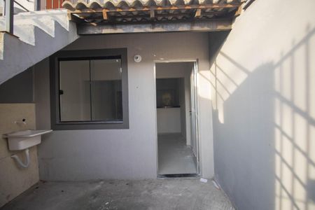Casa para alugar com 35m², 1 quarto e sem vaga Casa para alugar com 35m², 1 quarto e sem vagaQuintal