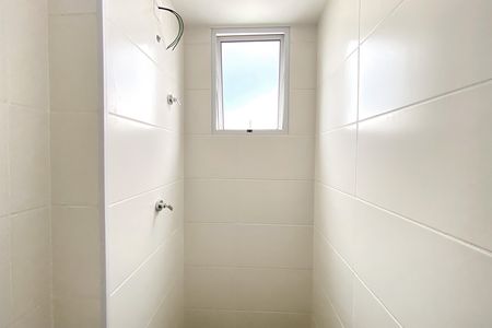 Apartamento à venda com 113m², 2 quartos e 2 vagas Apartamento à venda com 113m², 2 quartos e 2 vagasBanheiro da Suíte