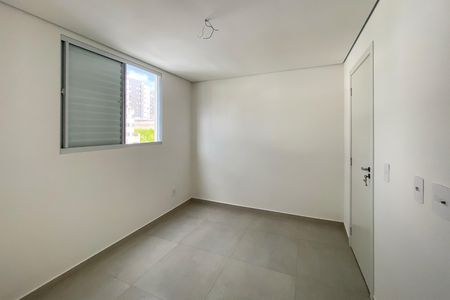 Apartamento à venda com 113m², 2 quartos e 2 vagas Apartamento à venda com 113m², 2 quartos e 2 vagasSuite