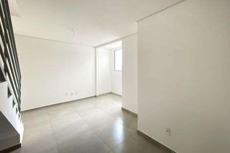 Apartamento à venda com 113m², 2 quartos e 2 vagas Apartamento à venda com 113m², 2 quartos e 2 vagasSala