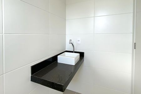 Apartamento à venda com 78m², 2 quartos e 2 vagas Apartamento à venda com 78m², 2 quartos e 2 vagasBanheiro da Suíte 1