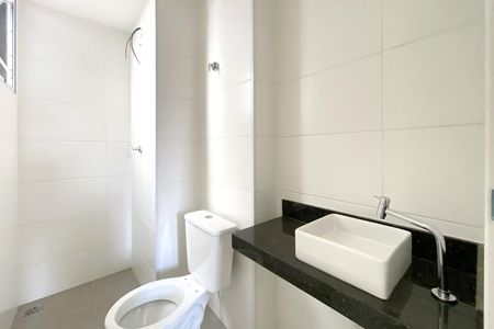 Apartamento à venda com 78m², 2 quartos e 2 vagas Apartamento à venda com 78m², 2 quartos e 2 vagasBanheiro