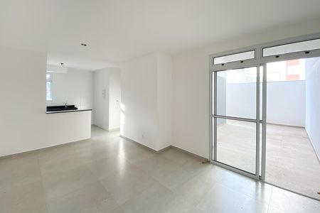 Apartamento à venda com 78m², 2 quartos e 2 vagas Apartamento à venda com 78m², 2 quartos e 2 vagasSala