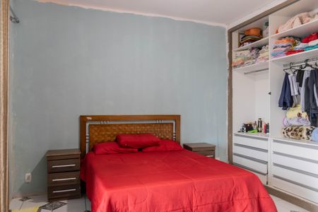 Casa à venda com 360m², 4 quartos e 4 vagas Casa à venda com 360m², 4 quartos e 4 vagasSuíte
