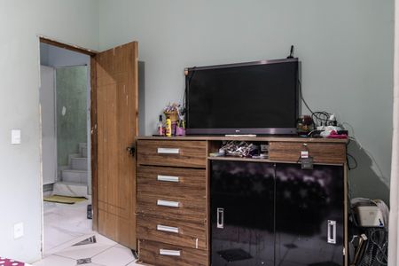 Casa à venda com 360m², 4 quartos e 4 vagas Casa à venda com 360m², 4 quartos e 4 vagasQuarto 1