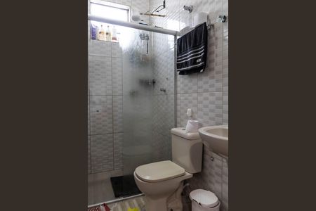 Casa à venda com 360m², 4 quartos e 4 vagas Casa à venda com 360m², 4 quartos e 4 vagasBanheiro da Suíte