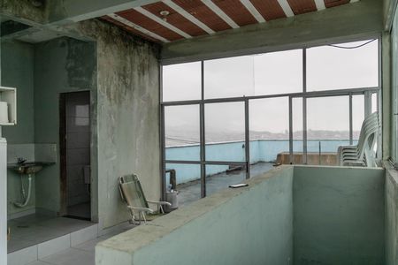 Casa à venda com 360m², 4 quartos e 4 vagas Casa à venda com 360m², 4 quartos e 4 vagasTerraço