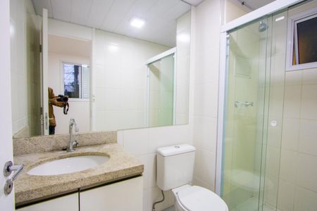 Apartamento para alugar com 74m², 3 quartos e 1 vaga Apartamento para alugar com 74m², 3 quartos e 1 vagaBanheiro do quarto 1