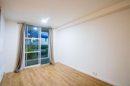 Apartamento para alugar com 74m², 3 quartos e 1 vaga Apartamento para alugar com 74m², 3 quartos e 1 vagaSala