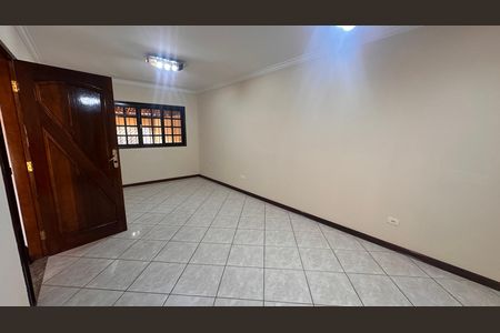 Casa para alugar com 3 quartos, 124m² em Jardim Monte Azul, São Paulo