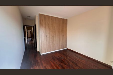 Casa para alugar com 124m², 3 quartos e 2 vagas