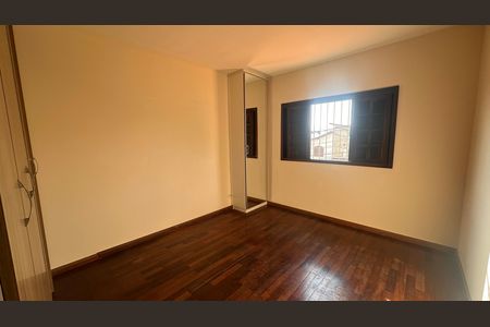 Casa para alugar com 124m², 3 quartos e 2 vagas