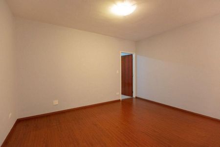 Casa à venda com 3 quartos, 106m² em Vila Nair, São Paulo