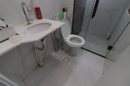 Apartamento à venda com 48m², 2 quartos e 1 vagaBanheiro da Suíte 1