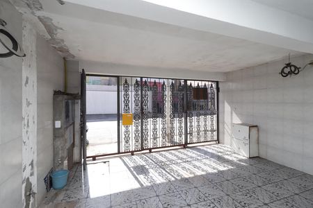 Garagem de casa à venda com 5 quartos, 250m² em Jardim Nossa Senhora do Carmo, São Paulo