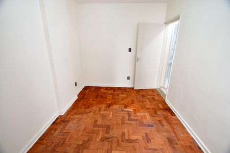 Apartamento à venda com 75m², 2 quartos e sem vagaQuarto 2