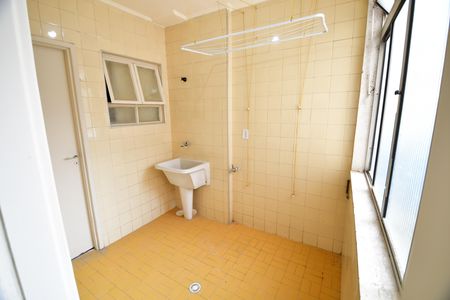 Apartamento à venda com 75m², 2 quartos e sem vagaÁrea de Serviço