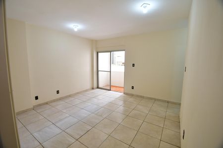 Apartamento à venda com 75m², 2 quartos e sem vagaSala