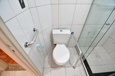 Apartamento à venda com 75m², 2 quartos e sem vagaBanheiro
