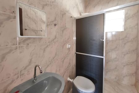 Casa à venda com 330m², 2 quartos e 3 vagasBanheiro