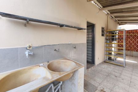 Casa à venda com 330m², 2 quartos e 3 vagasÁrea de Serviço