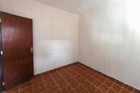 Casa à venda com 330m², 2 quartos e 3 vagasQuarto 2