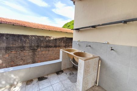 Casa à venda com 330m², 2 quartos e 3 vagasÁrea de Serviço