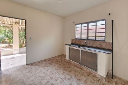 Casa à venda com 330m², 2 quartos e 3 vagasCozinha