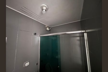 Apartamento à venda com 82m², 2 quartos e 1 vaga Apartamento à venda com 82m², 2 quartos e 1 vagaBanheiro
