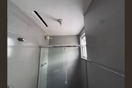Apartamento à venda com 82m², 2 quartos e 1 vaga Apartamento à venda com 82m², 2 quartos e 1 vagaBanheiro do Quarto 1