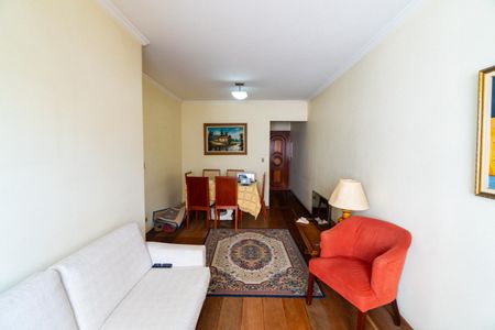 Apartamento à venda com 70m², 2 quartos e 1 vagaSala
