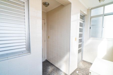 Apartamento à venda com 70m², 2 quartos e 1 vagaÁrea de Serviço