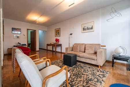 Apartamento à venda com 118m², 2 quartos e sem vaga Apartamento à venda com 118m², 2 quartos e sem vagaSala