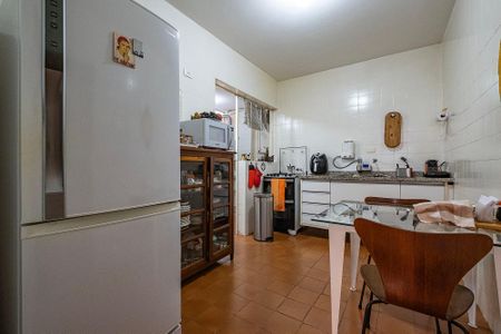 Apartamento à venda com 118m², 2 quartos e sem vaga Apartamento à venda com 118m², 2 quartos e sem vagaCozinha
