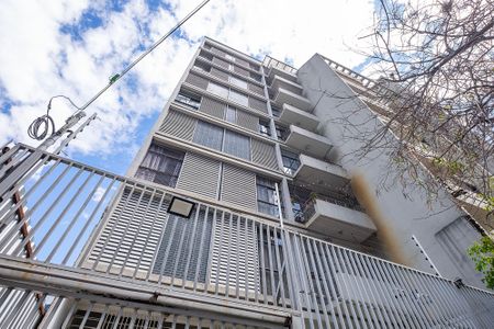 Apartamento à venda com 118m², 2 quartos e sem vaga Apartamento à venda com 118m², 2 quartos e sem vagaFachada